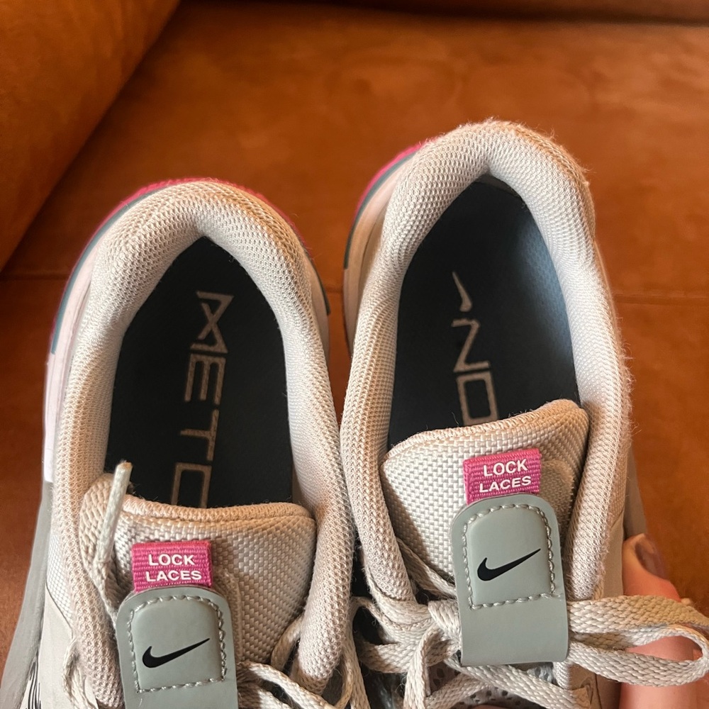 Nike Metcon 8 Women’s CrossFit Training Shoes Women's - Picture 7 of 9
